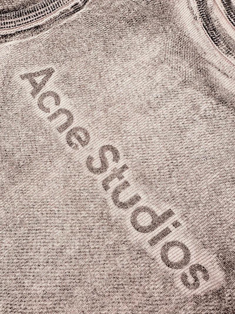 Acne Studios ， ， Breathable。 ， ， Breathable。 buff， ， 。 Acne Studios ， ， 3D ， 。 ， ， ， 。 ， 。 1. ， ， ， 。 2 ， ， ， 、 ， 。 ： 1:1 Acne ： Size： S M L ： EE